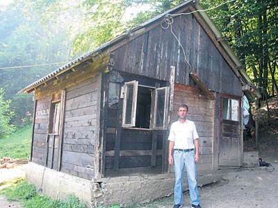 OVDE SMO ŽIVELI ČETIRI GODINE!... Mile ispred barake